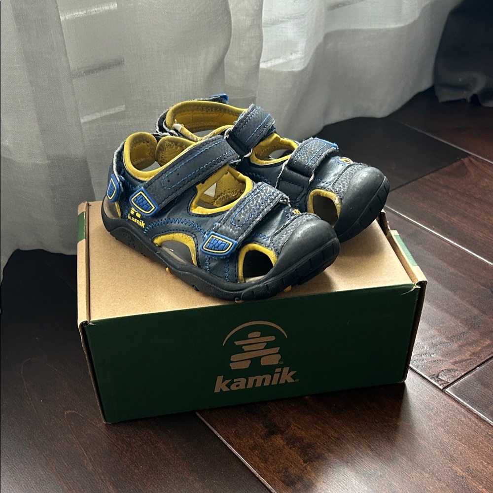 Kamik Seaturtle 2 Marine Navy Toddler - size 9